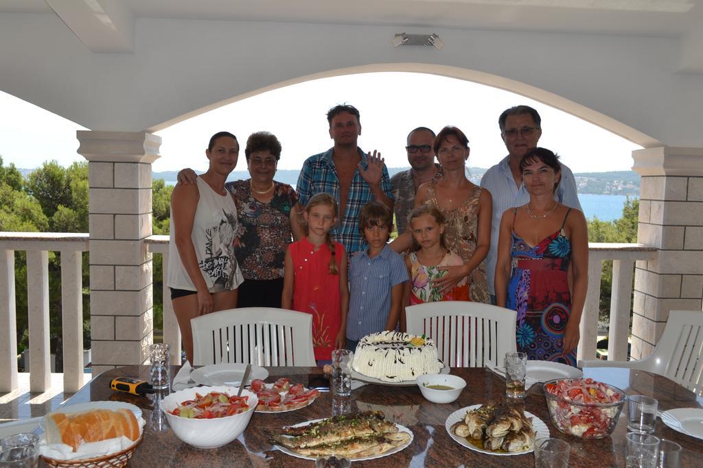 Villa Rosanda Apartments Trogir Eksteriør bilde