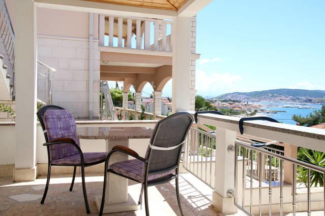 Villa Rosanda Apartments Trogir Eksteriør bilde