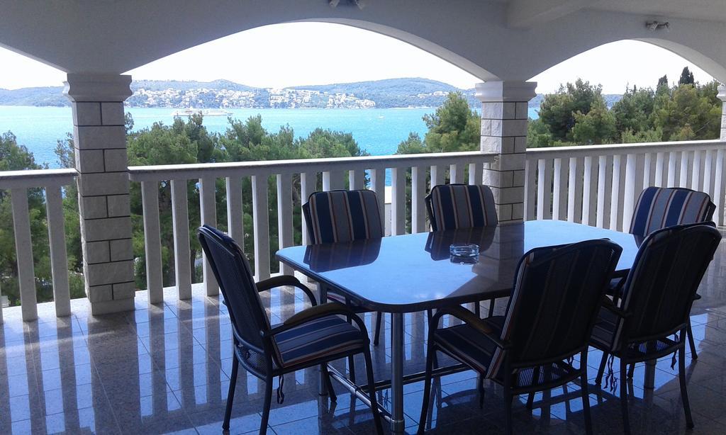 Villa Rosanda Apartments Trogir Eksteriør bilde